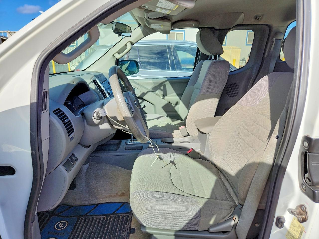 2015 Nissan Frontier S White vin: 1N6BD0CT0FN704209