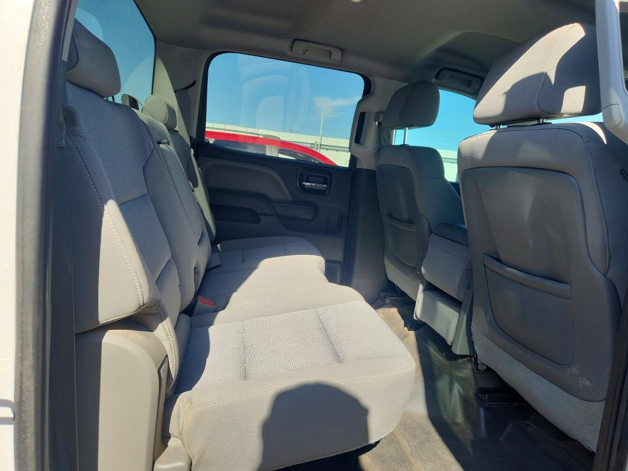 2014 Chevrolet Silverado K1500 White vin: 3GCUKPEC9EG423198