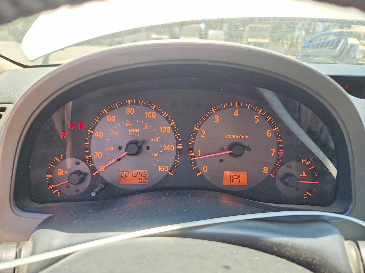 2003 Infiniti G35 Base Серебряный vin: JNKCV51E43M325591