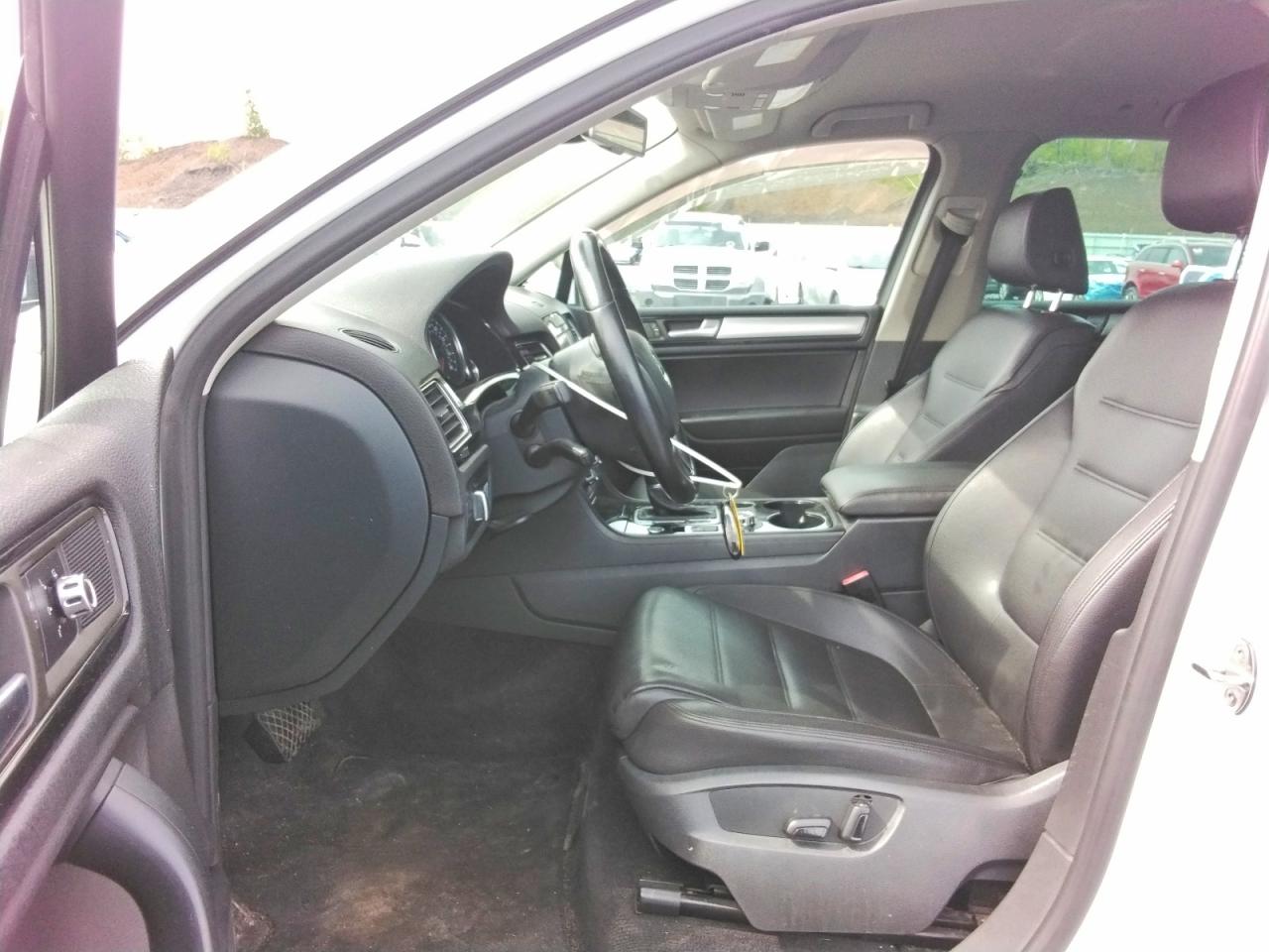 2014 Volkswagen Touareg V6 Tdi Белый vin: WVGEP9BP6ED013038