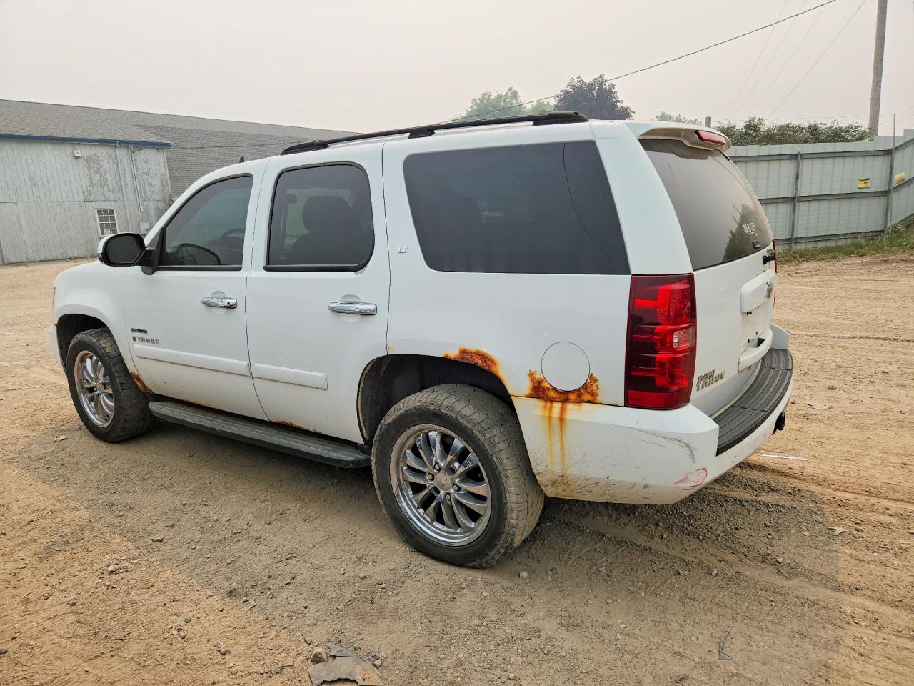2007 Chevrolet Tahoe K1500 White vin: 1GNFK13037J197117