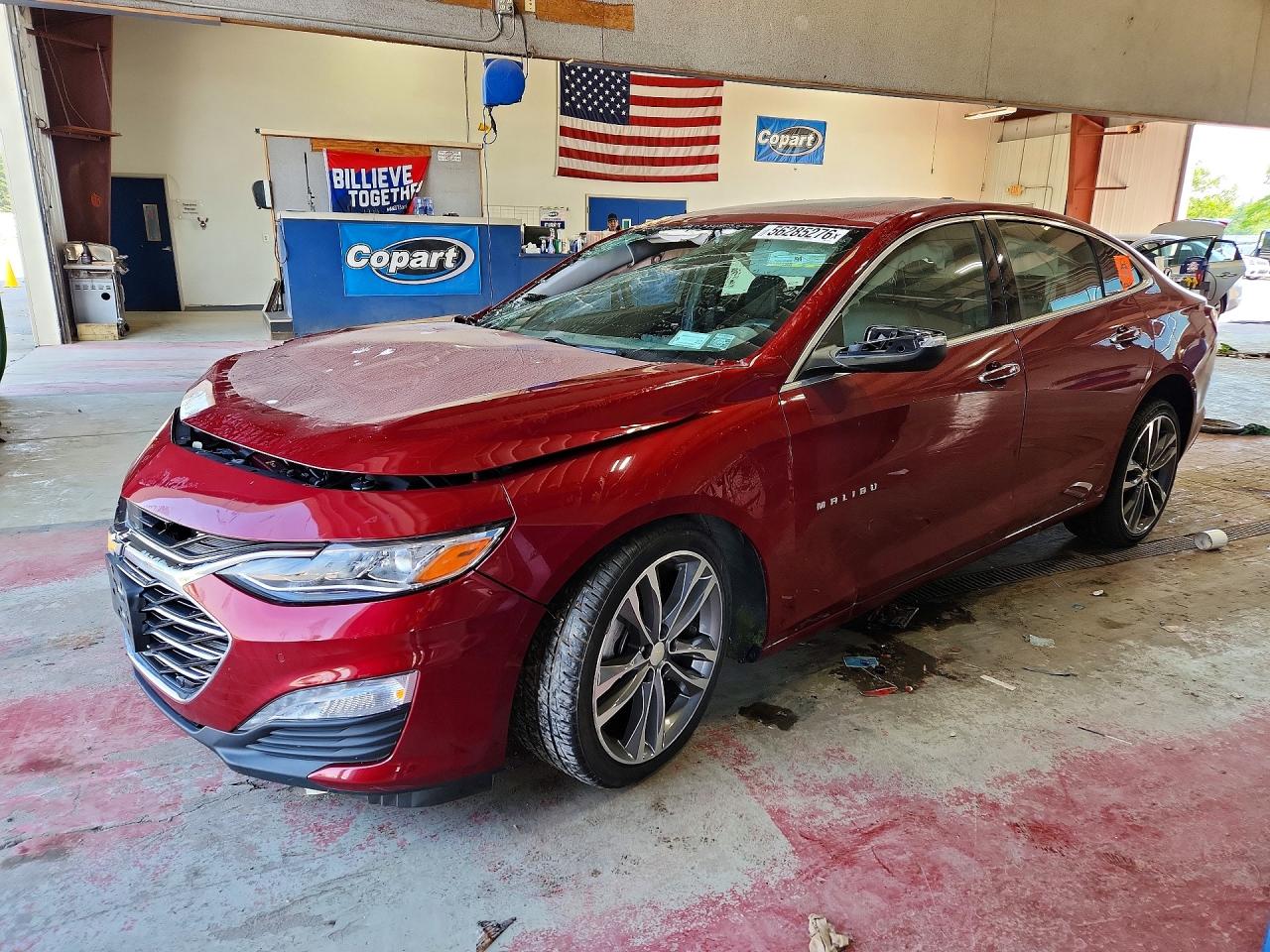2020 Chevrolet Malibu Premier Красный vin: 1G1ZE5SX5LF020268