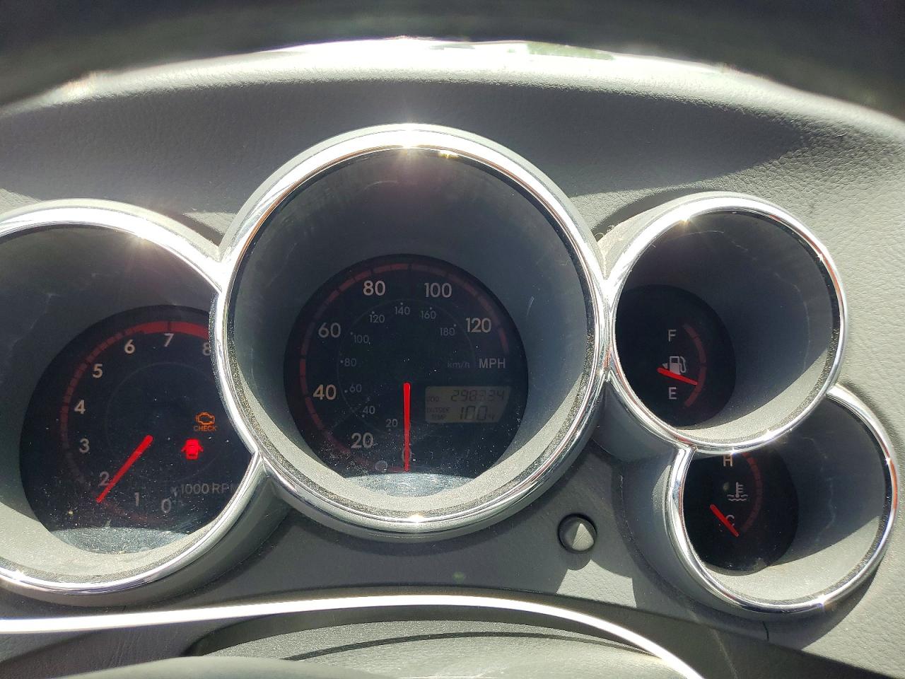 2004 Pontiac Vibe White vin: 5Y2SL62814Z461201