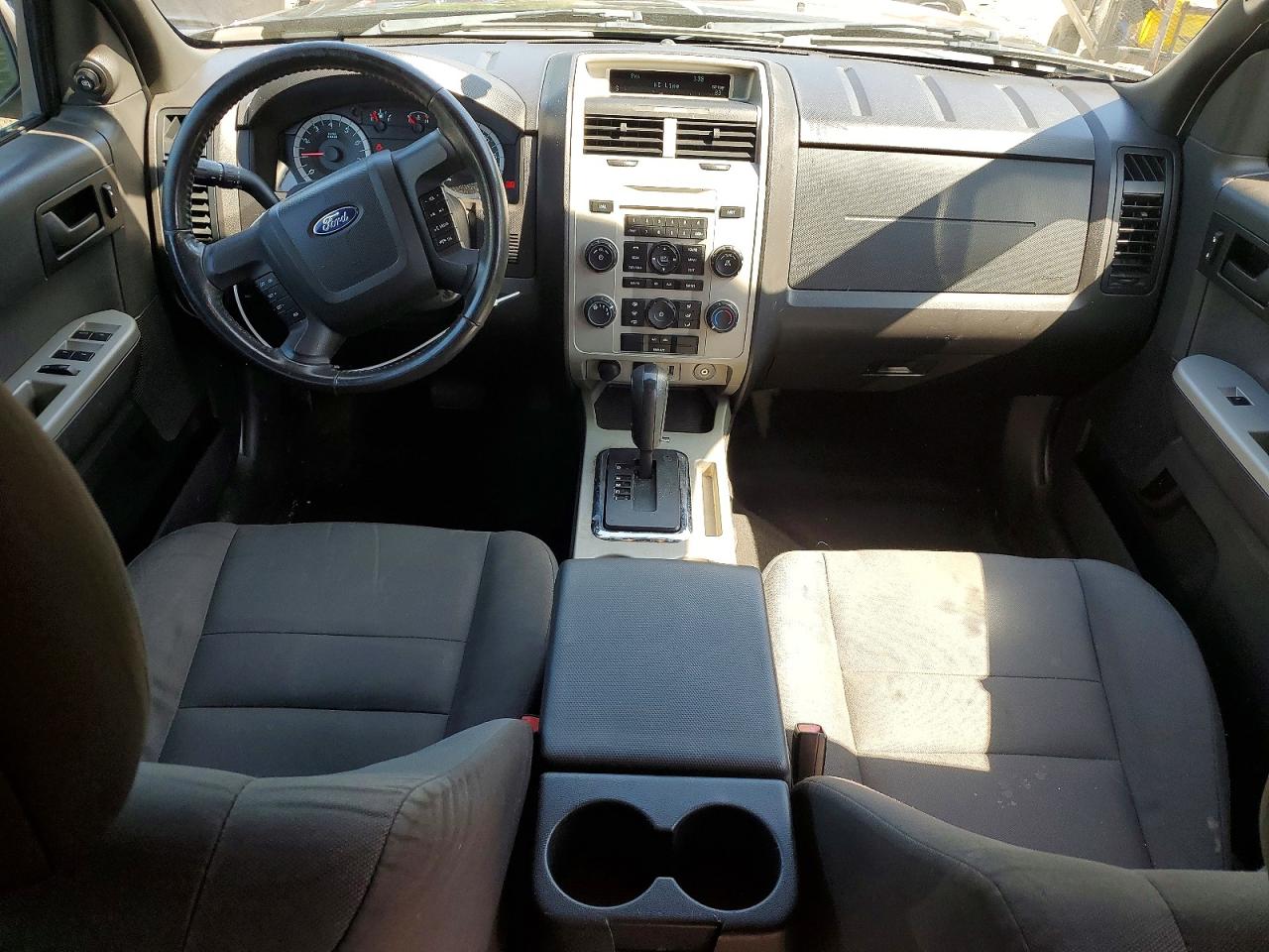 2010 Ford Escape Xlt Black vin: 1FMCU0D73AKC23546