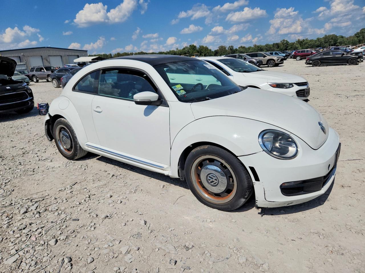 2014 Volkswagen Beetle Белый vin: 3VWJ17ATXEM661524