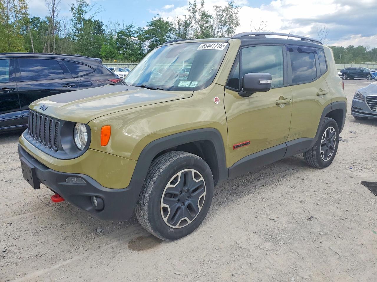 2015 Jeep Renegade Trailhawk Green vin: ZACCJBCT6FPB93477