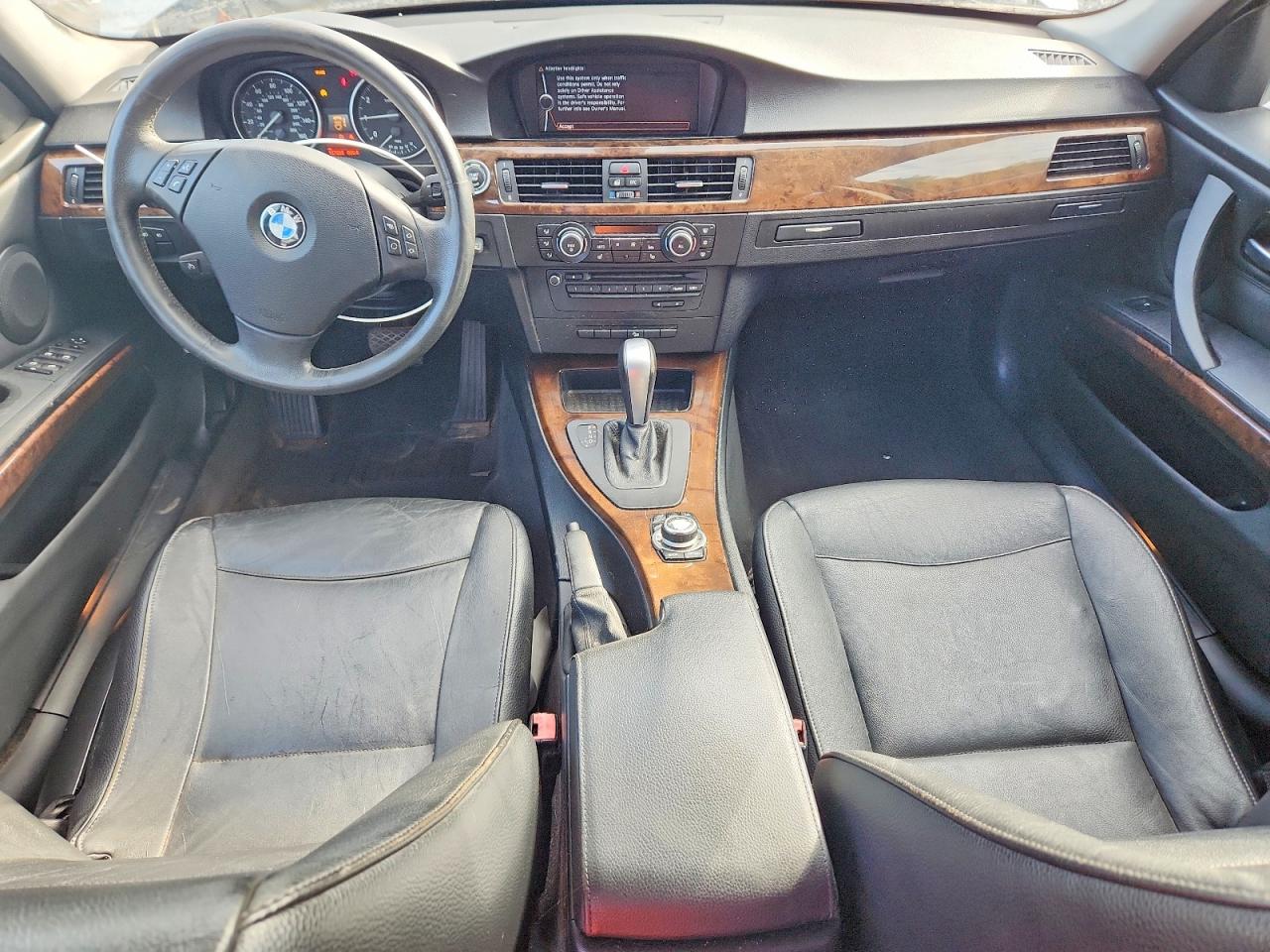 2010 Bmw 328 Xi Sulev Белый vin: WBAPK5C56AA649145