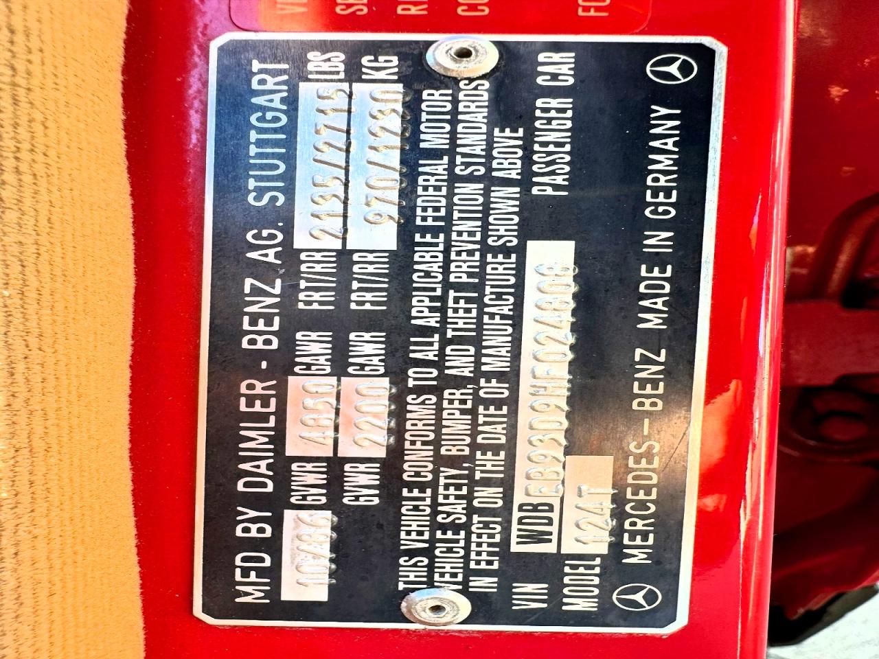 1987 Mercedes-benz 300 Tdt Red vin: WDBEB93D9HF024808