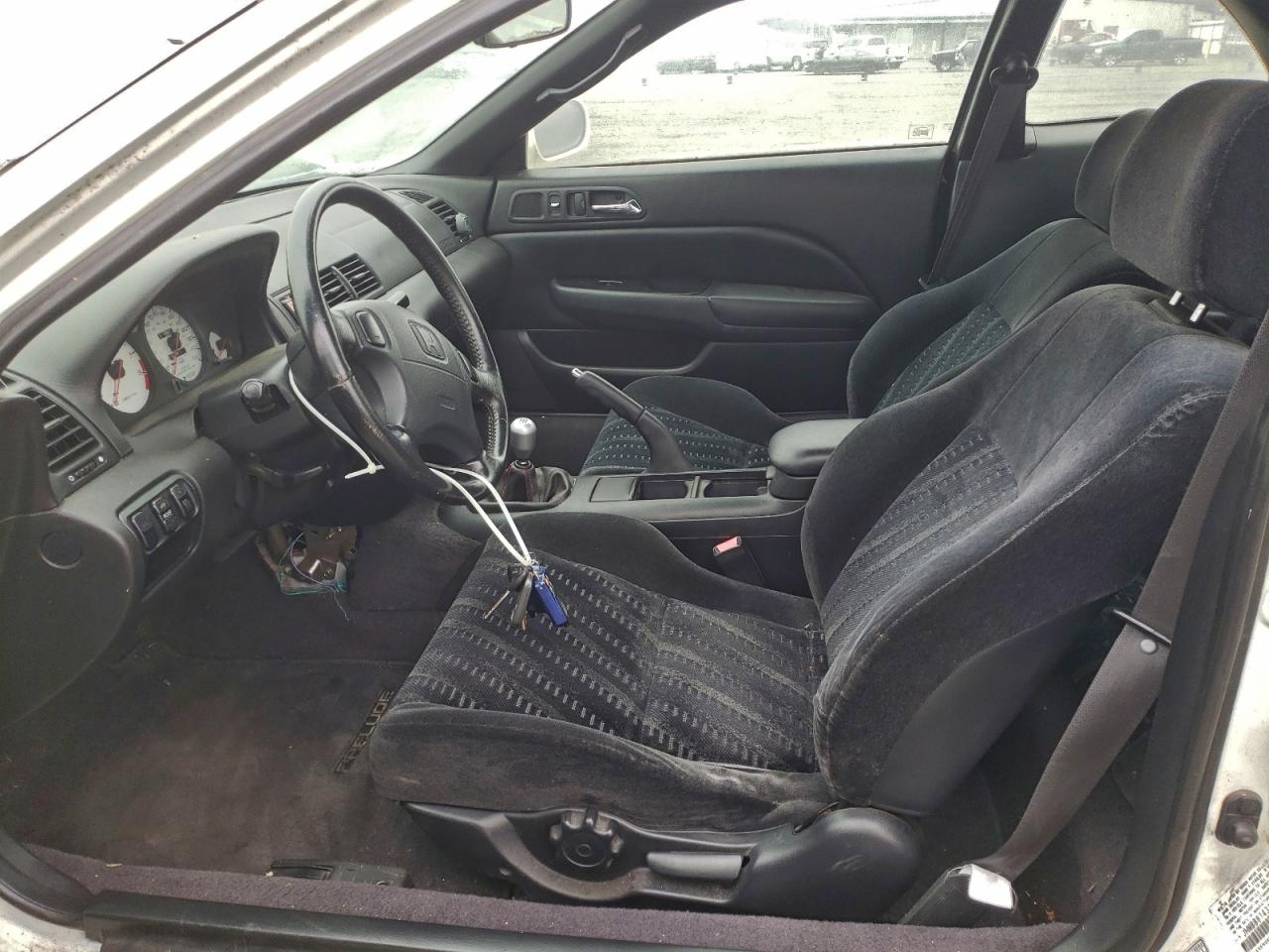 2001 Honda Prelude White vin: JHMBB61431C006557