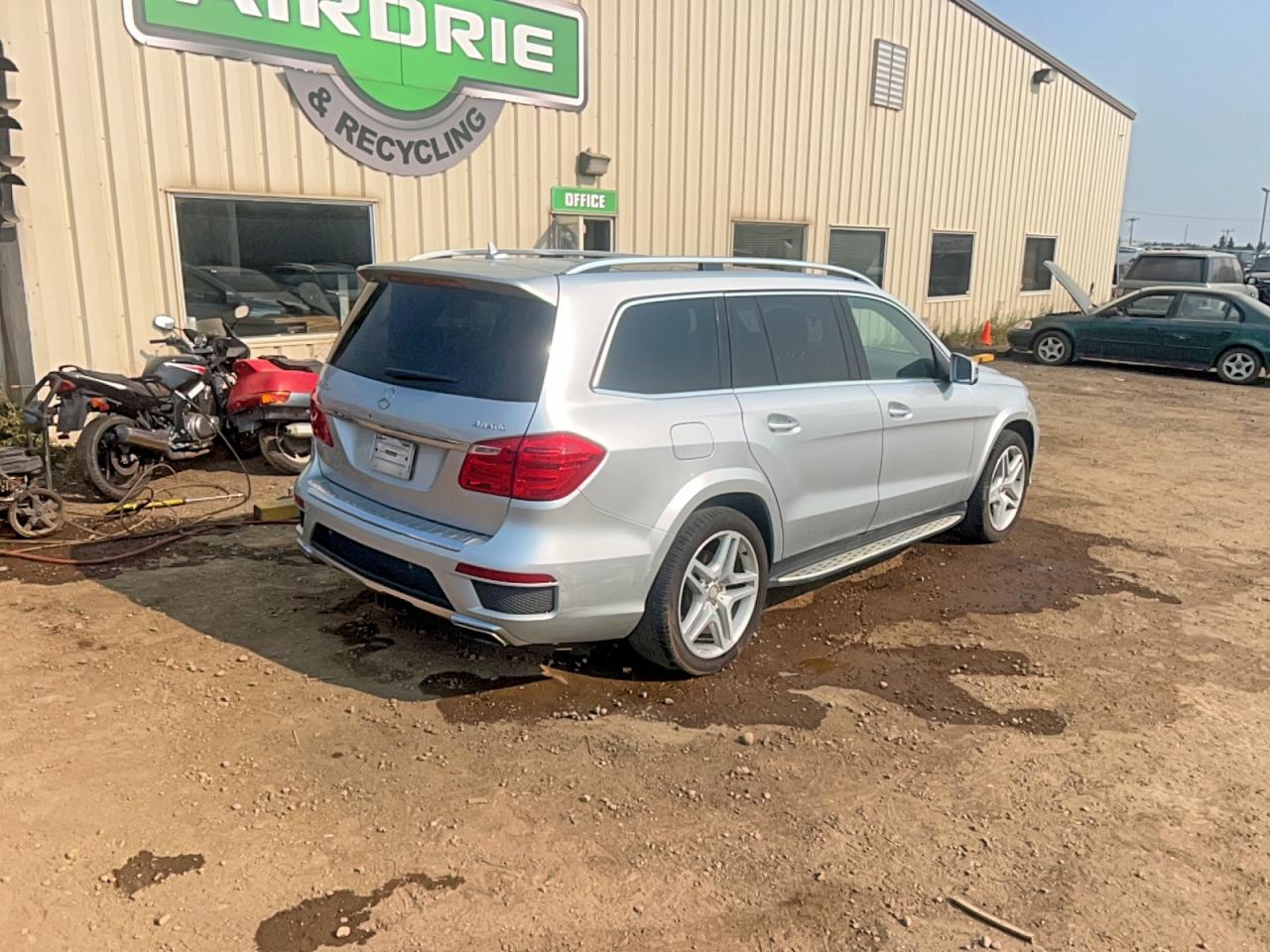 2013 Mercedes-benz Gl 550 4matic Silver vin: 4JGDF7DE8DA124091