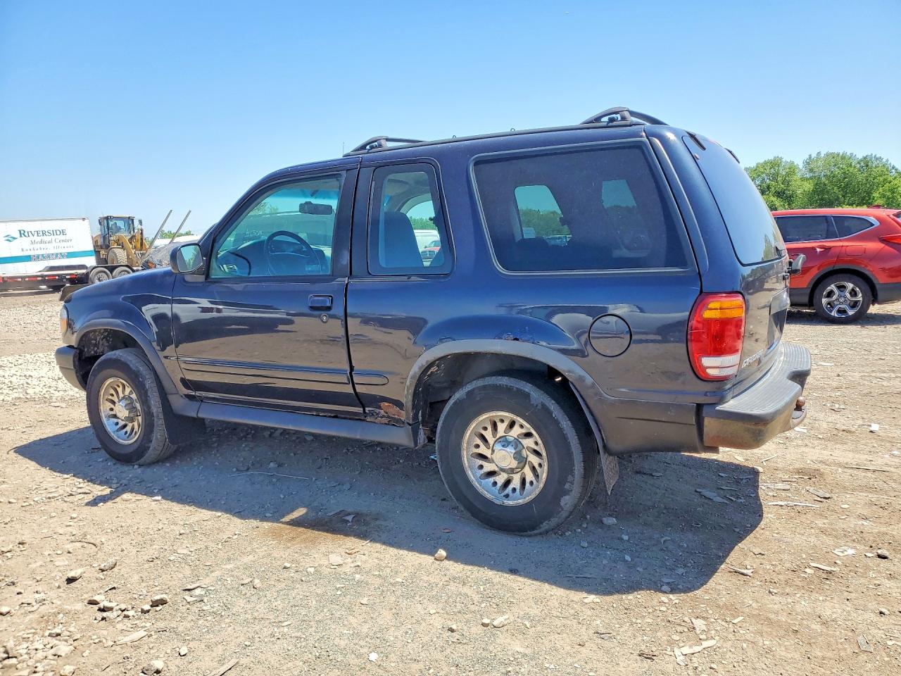2000 Ford Explorer Sport Синий vin: 1FMYU60X7YUA56878
