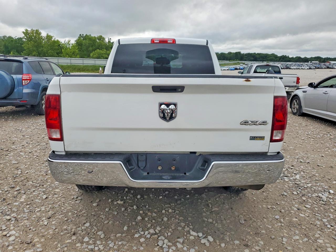 2011 Dodge Ram 1500 White vin: 1D7RV1GP6BS686236