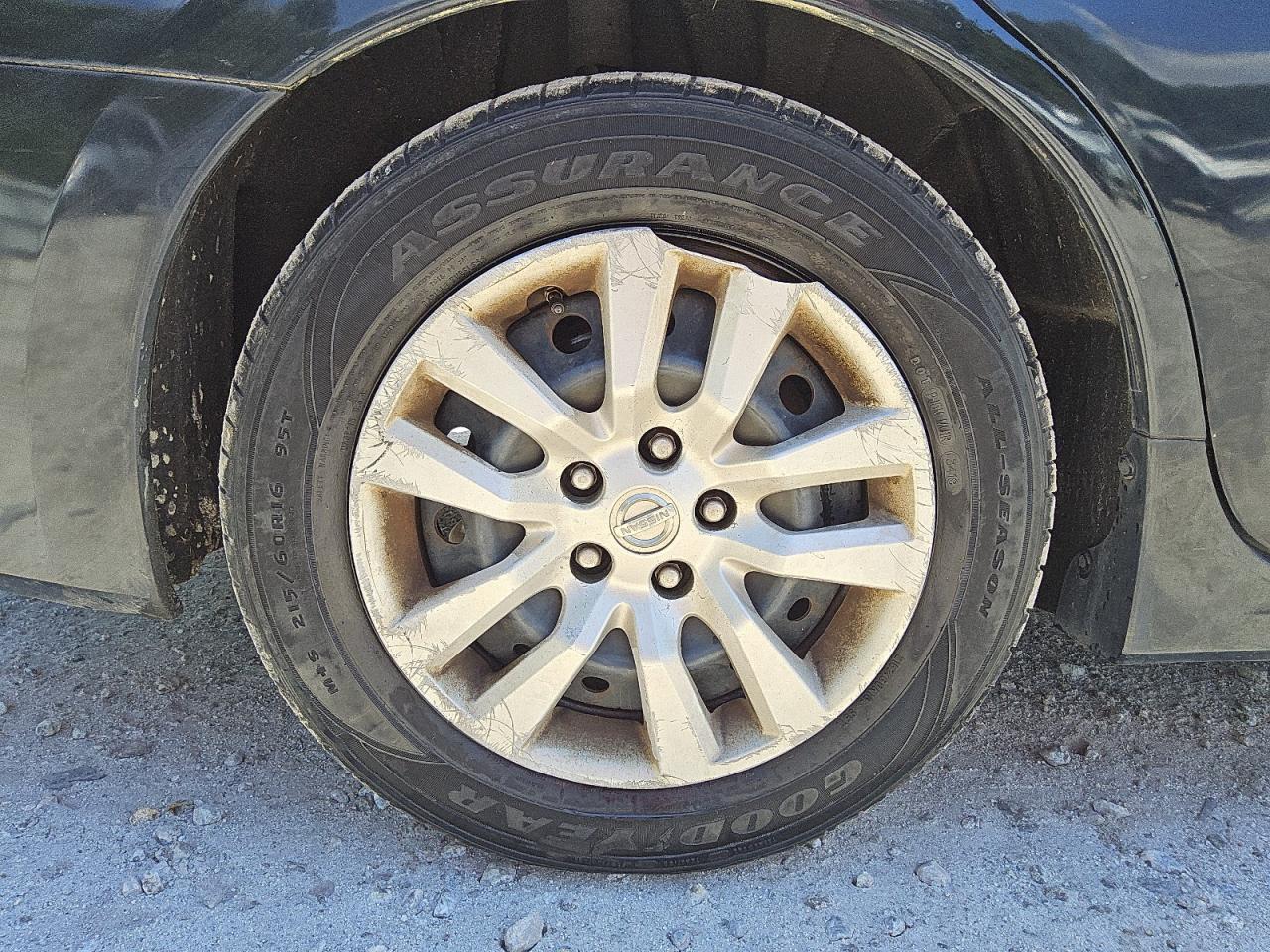2018 Nissan Altima 2.5 S Black vin: 1N4AL3APXJC121620 Damage: Right Rear Wheel Cover, Broken, Replacement Required
