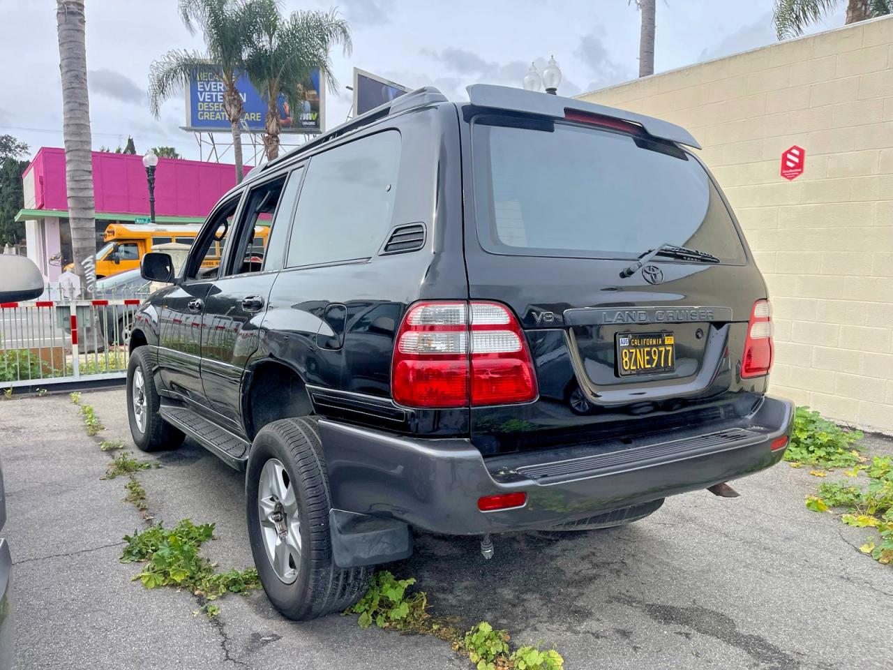 2003 Toyota Land Cruiser Black vin: JTEHT05J532204624