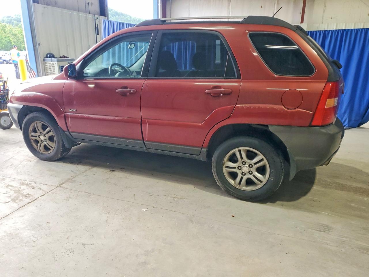 2005 Kia Sportage Red vin: KNDJE723157062253