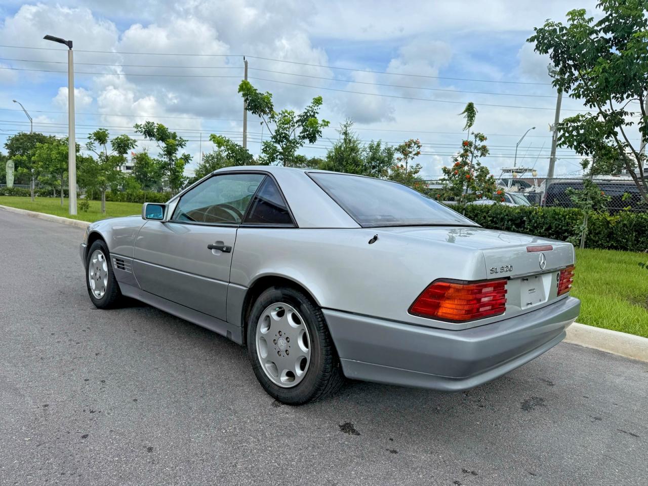 1995 Mercedes-benz Sl 320 Silver vin: WDBFA63E9SF115969