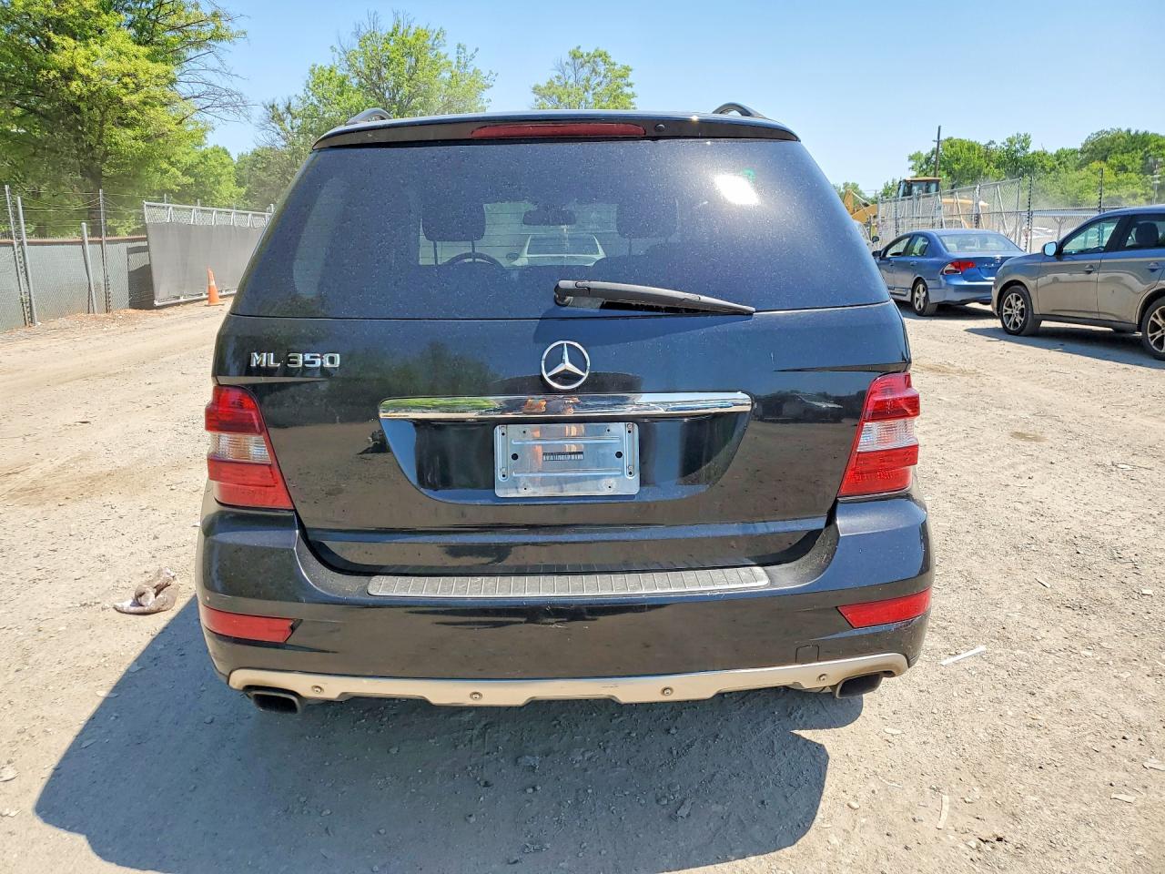 2011 Mercedes-benz Ml 350 Black vin: 4JGBB5GBXBA634304