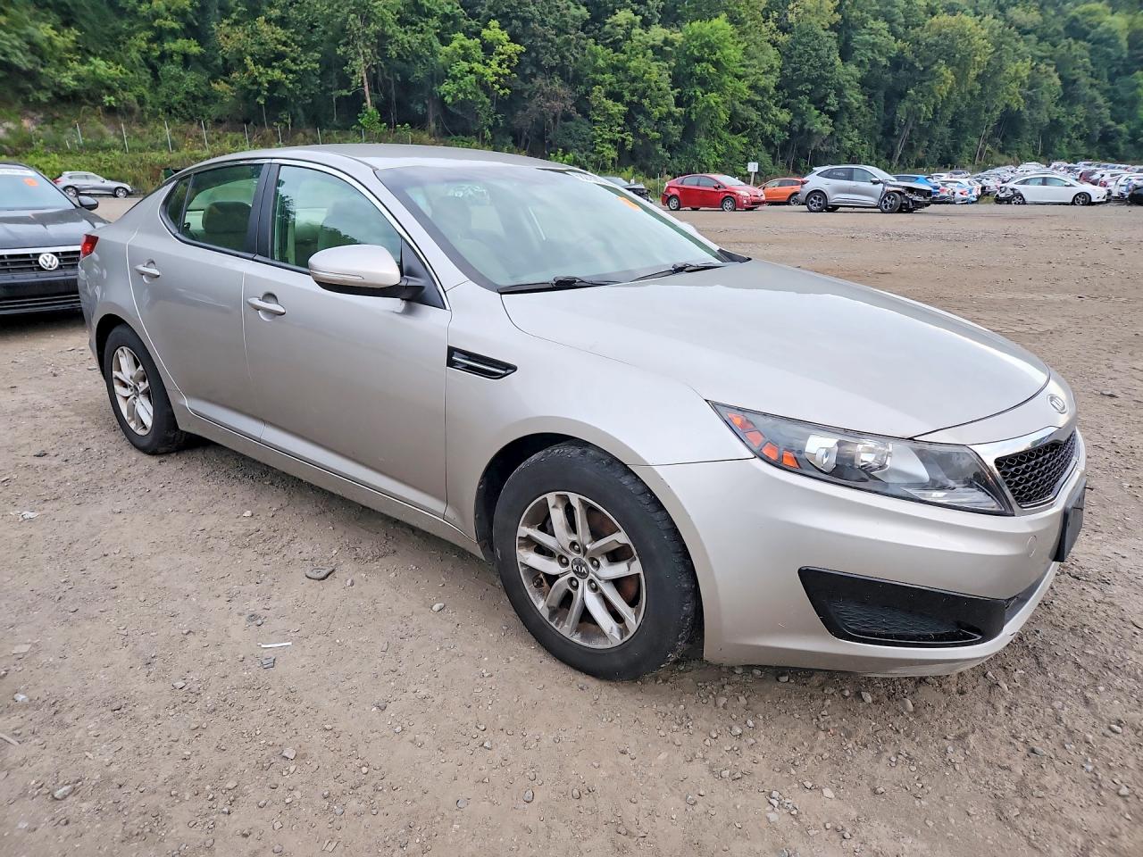 2011 Kia Optima Lx Silver vin: KNAGM4A73B5173388