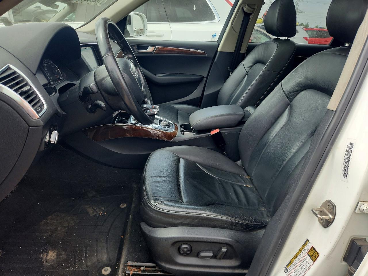 2009 Audi Q5 3.2 White vin: WA1KK78RX9A024595