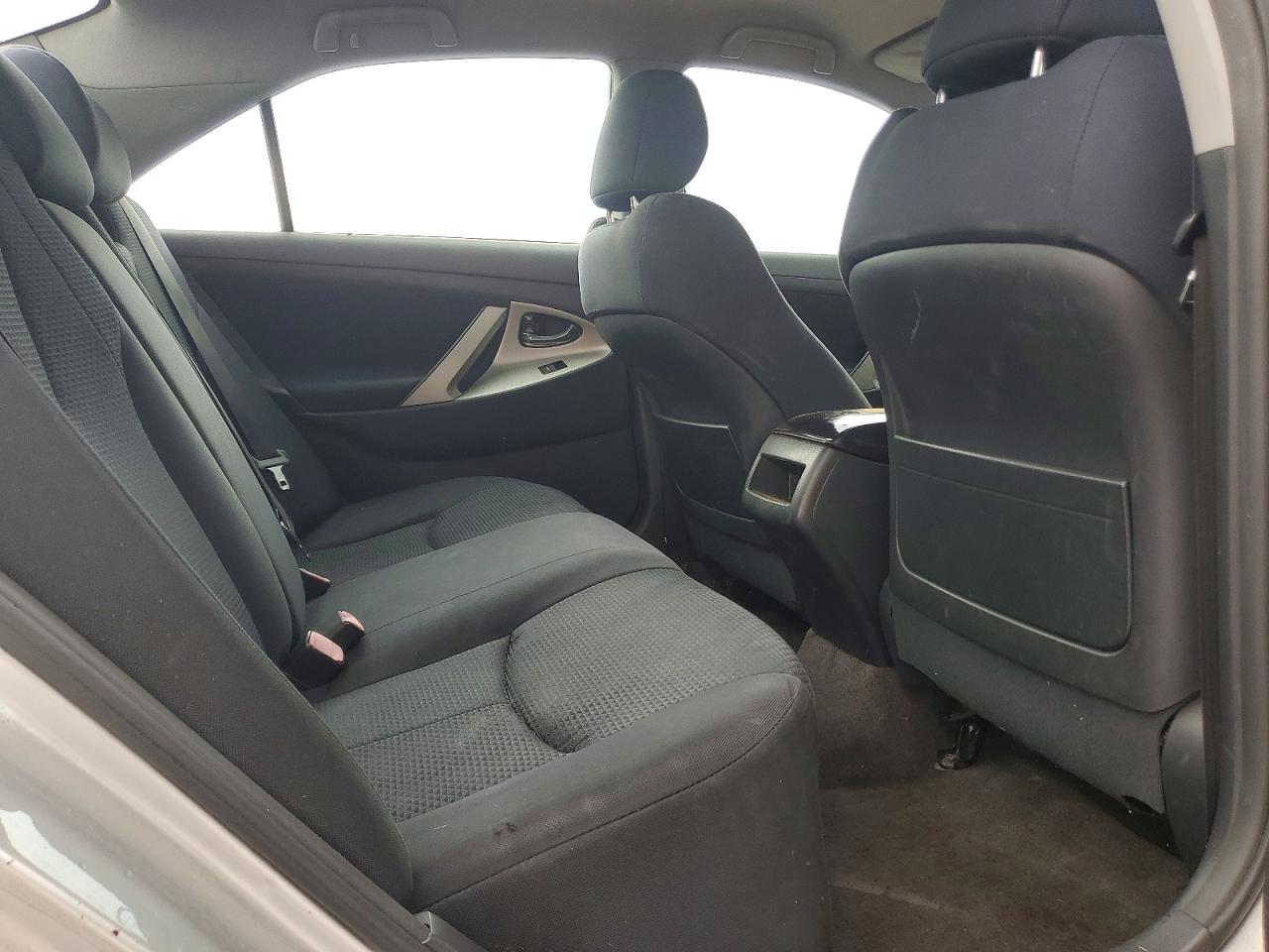 2010 Toyota Camry Se Silver vin: 4T1BF3EK9AU062523