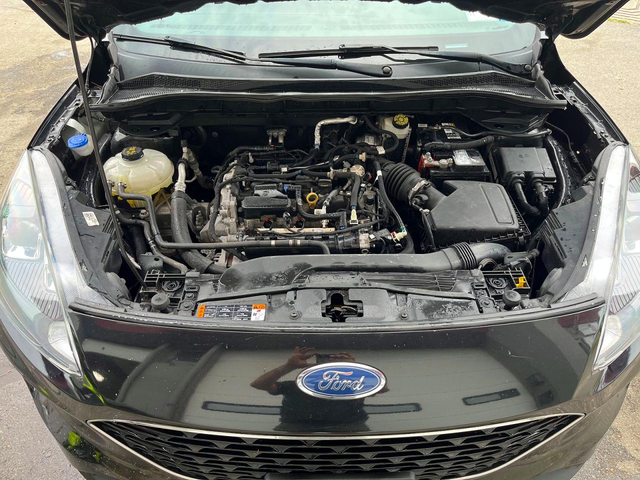 2021 Ford Escape Sel Черный vin: 1FMCU9H60MUA51314