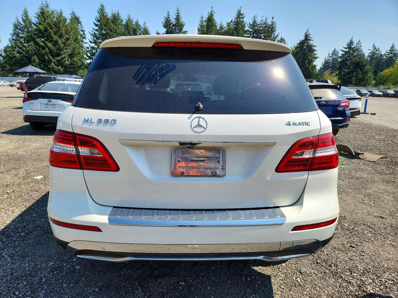 2012 Mercedes-benz Ml 350 4matic White vin: 4JGDA5HB7CA069411