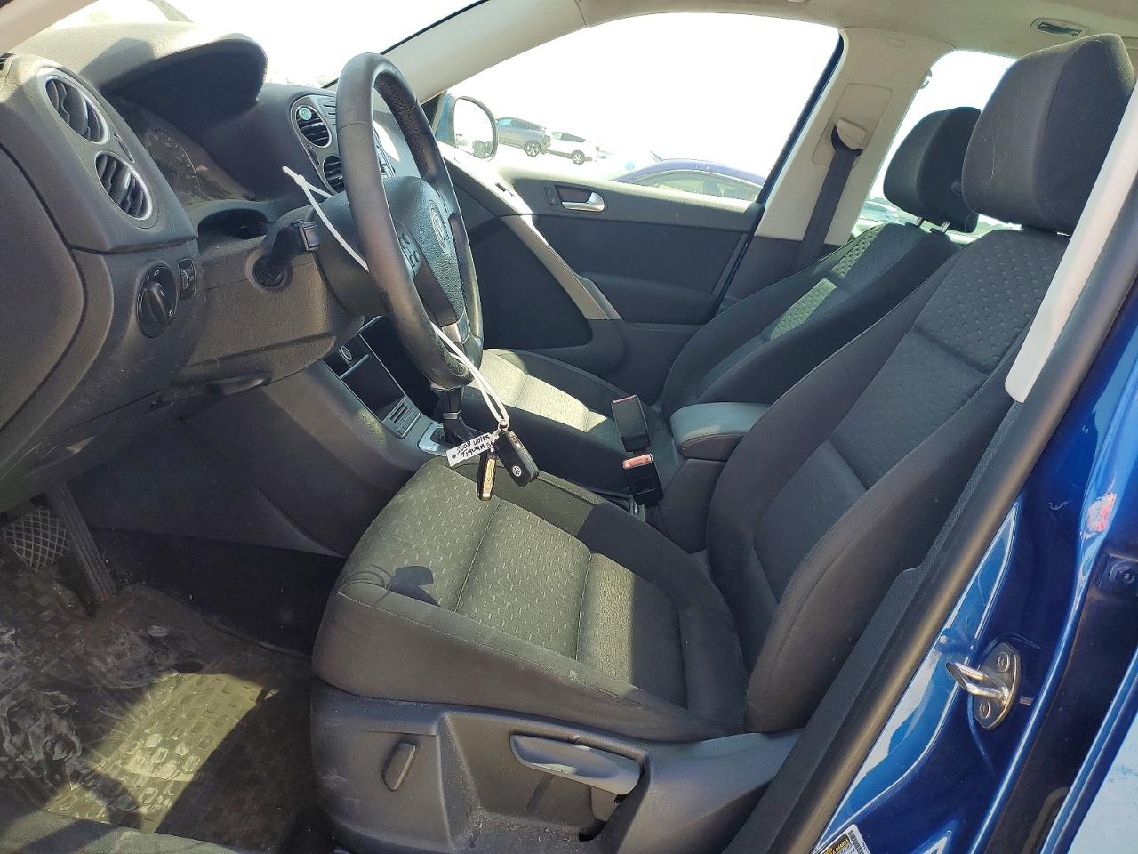 2009 Volkswagen Tiguan Se Blue vin: WVGBV75N69W003224