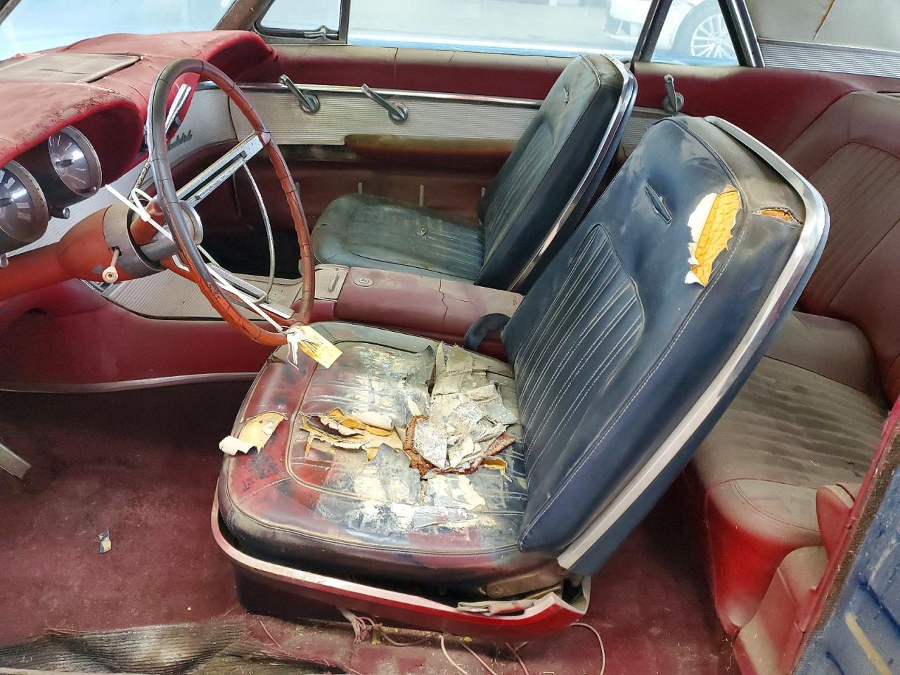 1961 Ford Thunderbir Blue vin: 1Y71Z169544