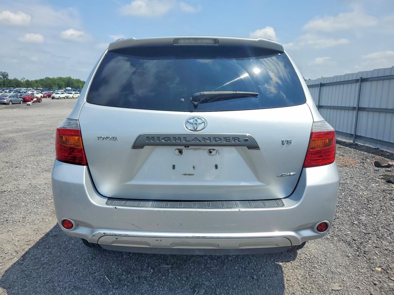 2008 Toyota Highlander Sport Серебряный vin: JTEES43A282025098