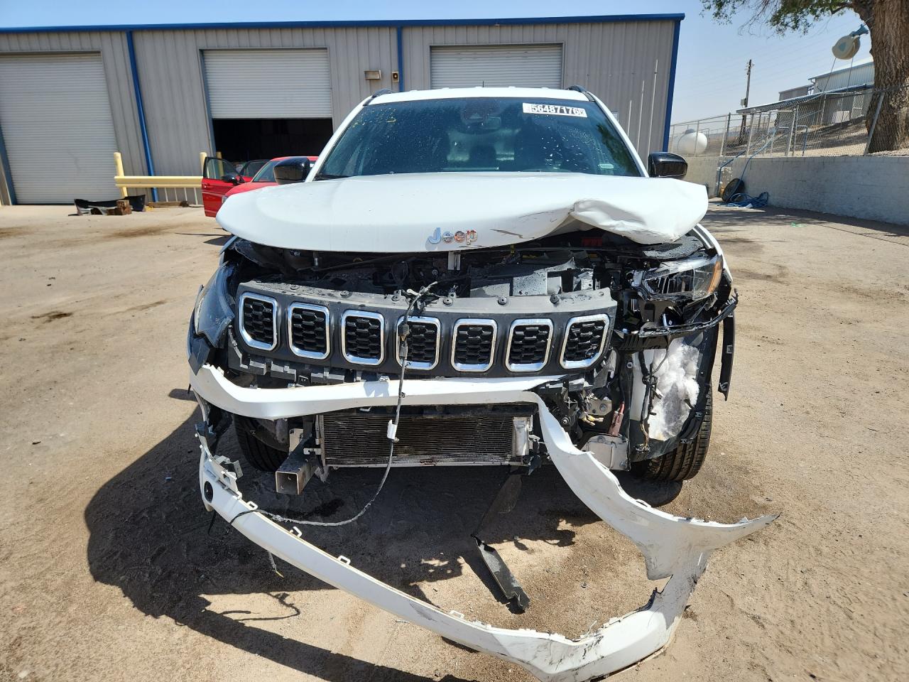 2024 Jeep Compass Latitude Белый vin: 3C4NJDBN4RT117566 Damage: Front Bumper/Cover, Broken, Replacement Required