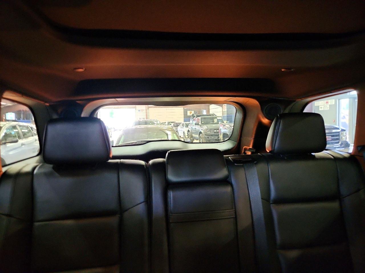 2018 Jeep Grand Cherokee Overland Black vin: 1C4RJFCG3JC387871