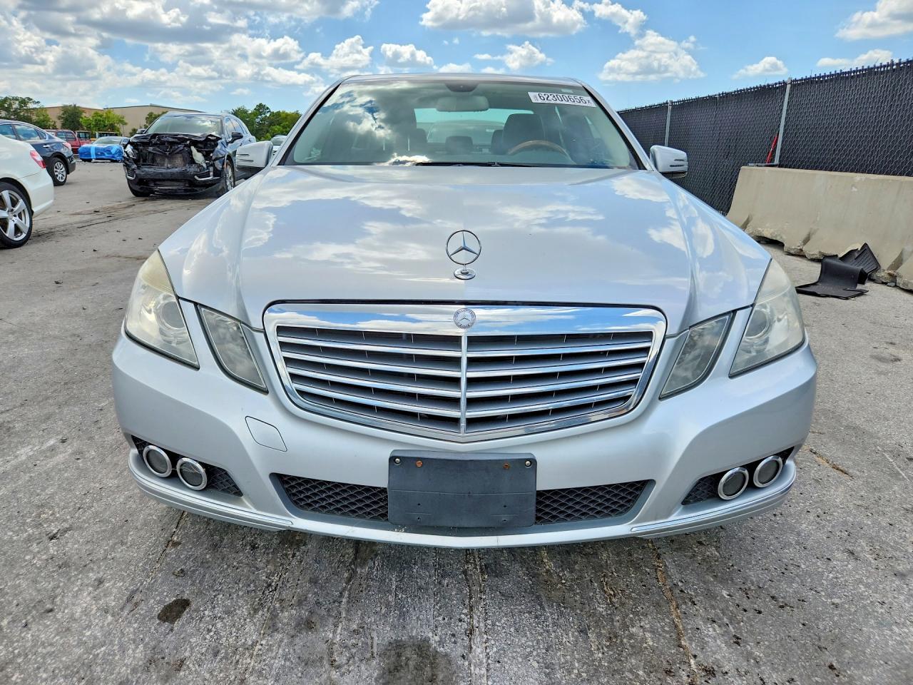 2010 Mercedes-benz E 350 4matic Серебряный vin: WDDHF8HB1AA113480