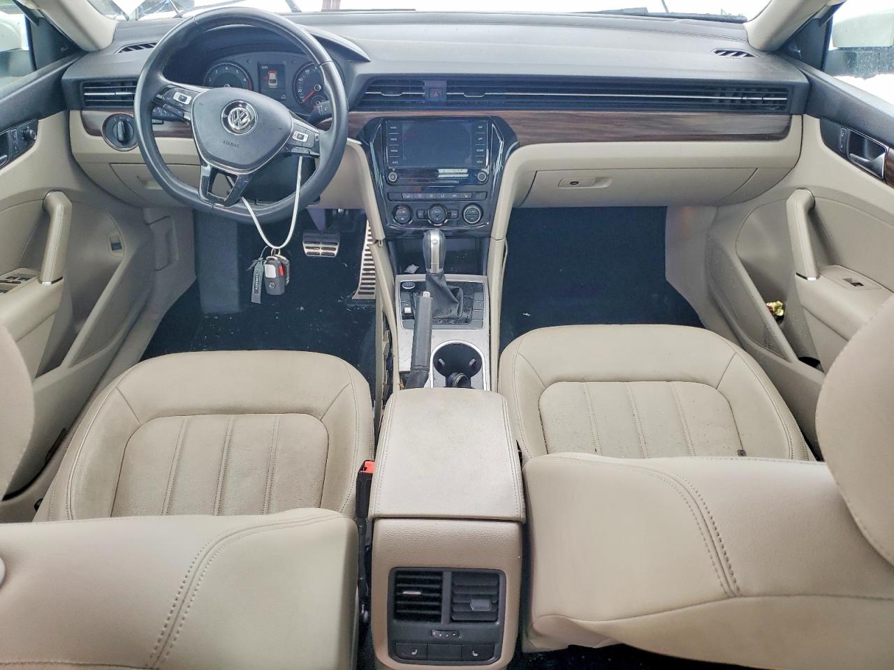 2020 Volkswagen Passat Sel Белый vin: 1VWCA7A34LC002474