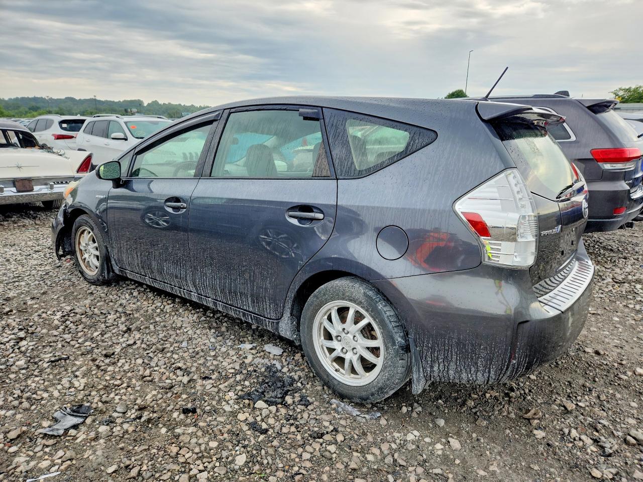 2013 Toyota Prius V Three Серый vin: JTDZN3EU6D3258842