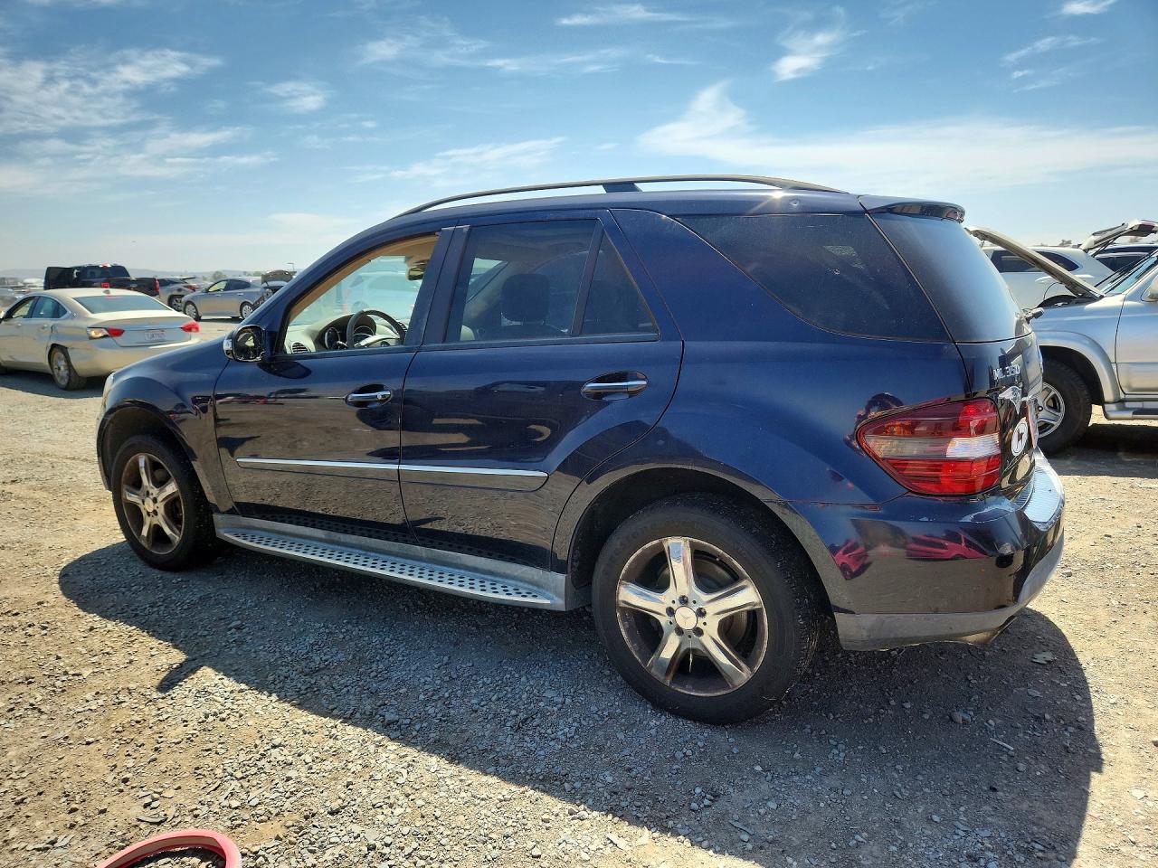 2008 Mercedes-benz Ml 350 Blue vin: 4JGBB86E58A438177