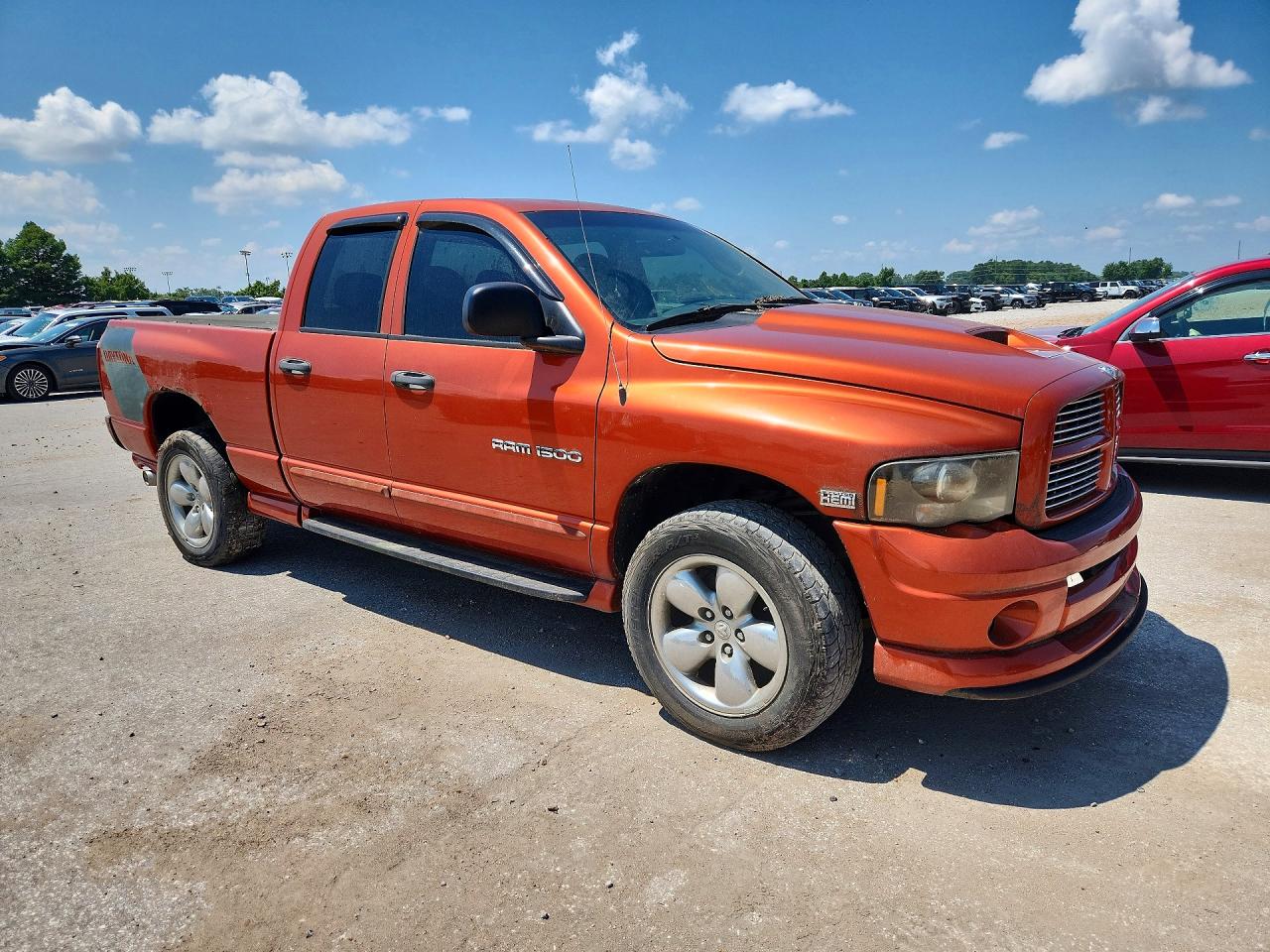 2005 Dodge Ram 1500 St Orange vin: 1D7HU18D05J588395