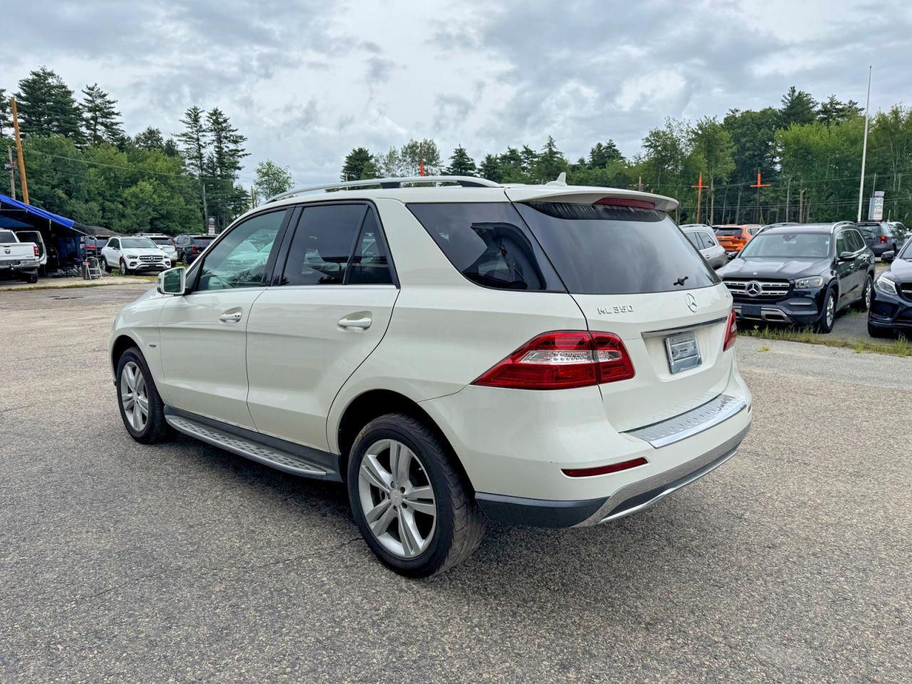 2012 Mercedes-benz Ml 350 4matic White vin: 4JGDA5HB4CA053991