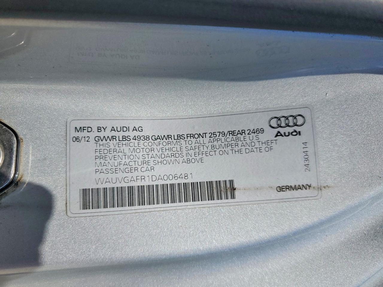 2013 Audi S5 Prestige Silver vin: WAUVGAFR1DA006481