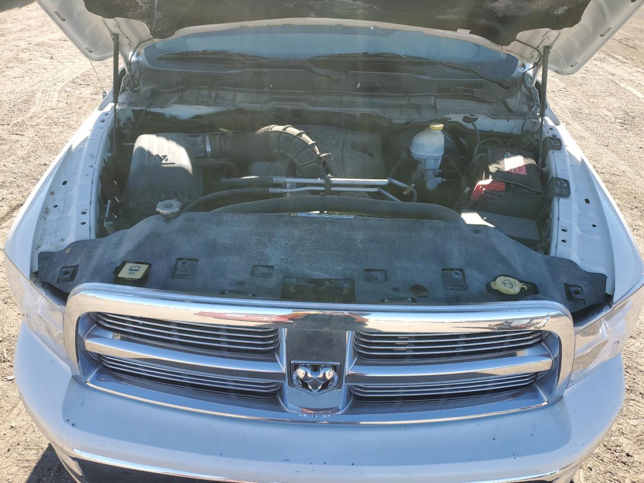 2009 Dodge Ram 1500 White vin: 1D3HV13T49S705067