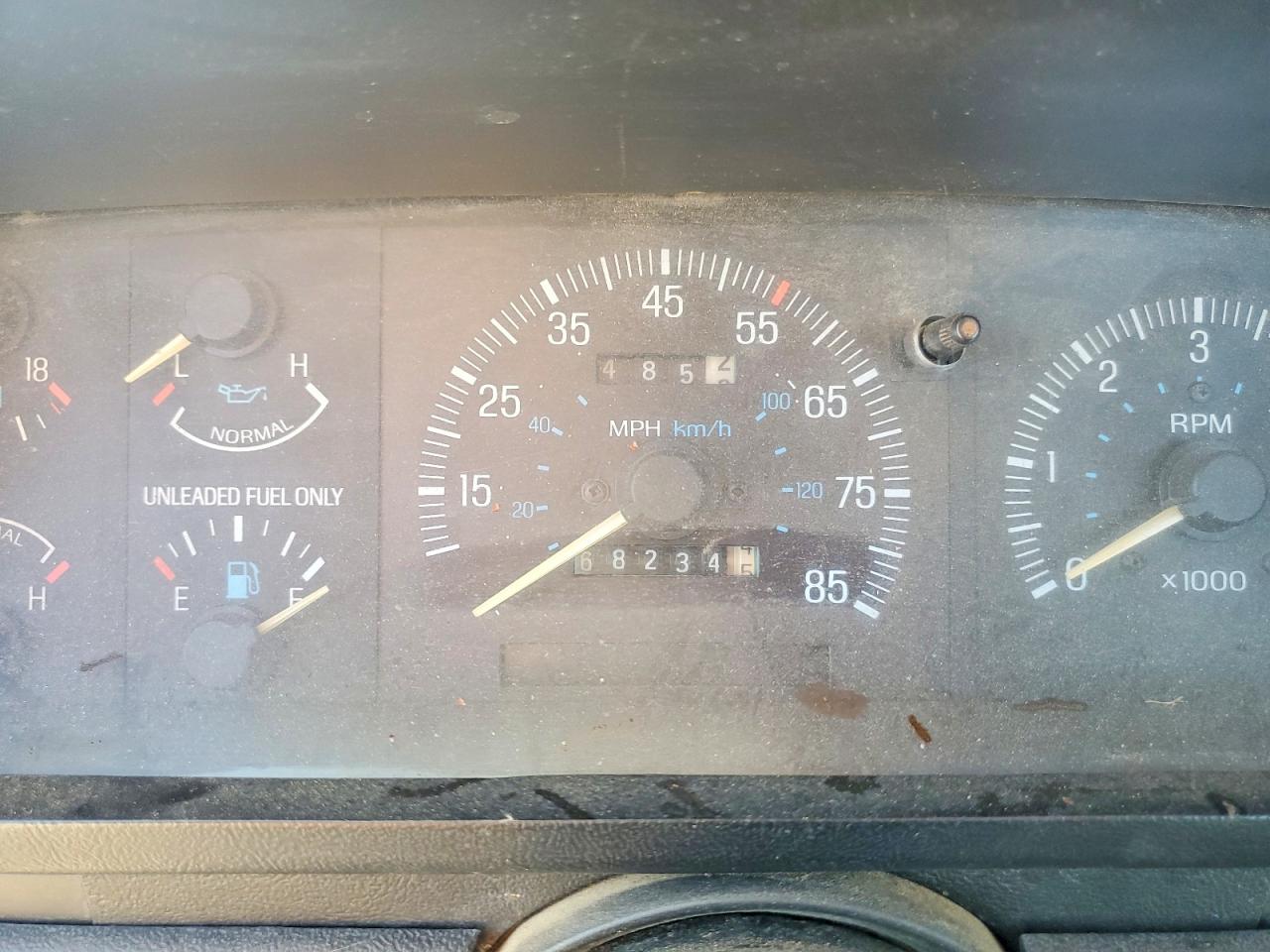 1988 Ford F150 Gray vin: 1FTDF15Y2JNB04868