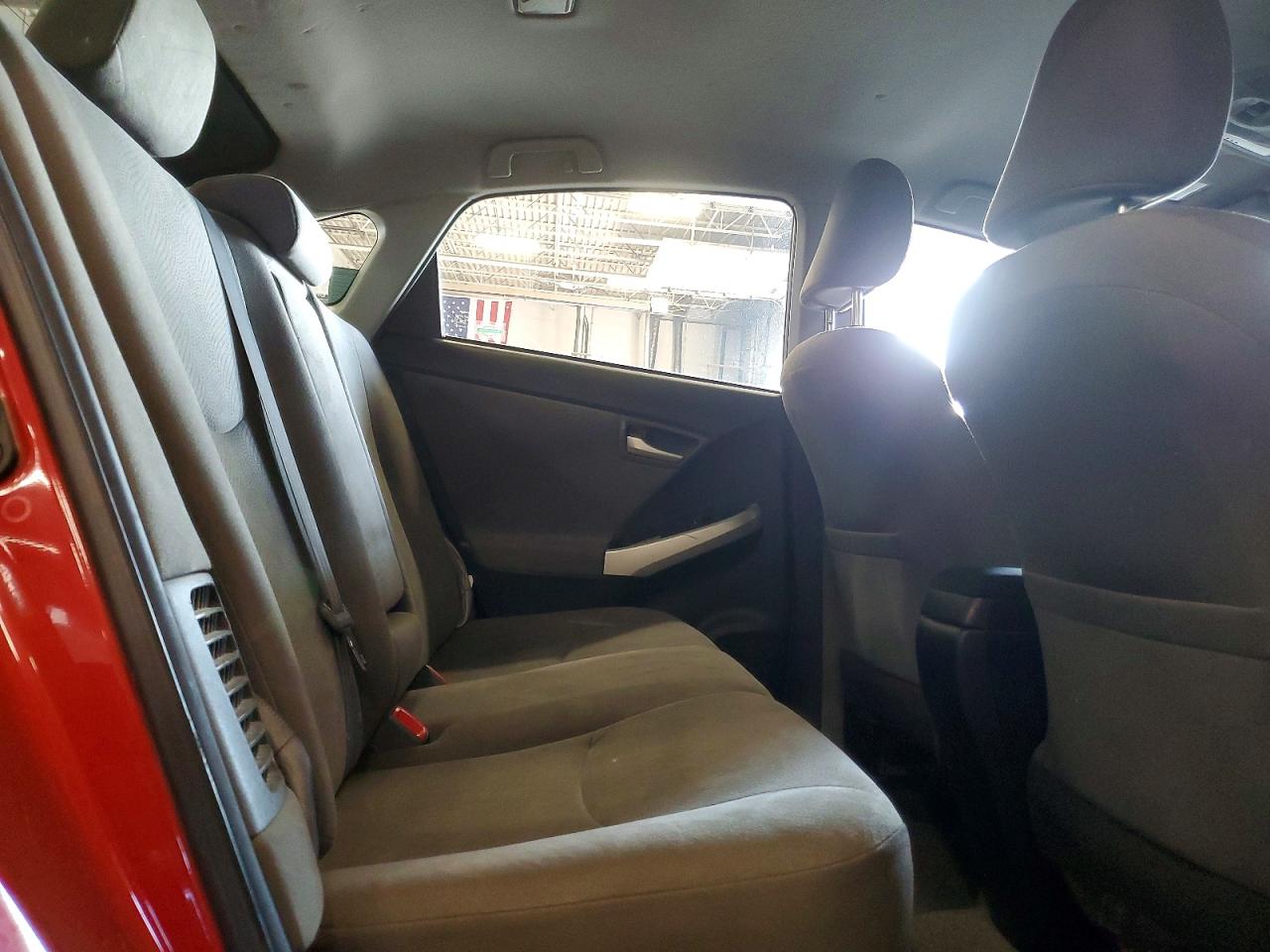 2015 Toyota Prius Three Red vin: JTDKN3DU4F0461476