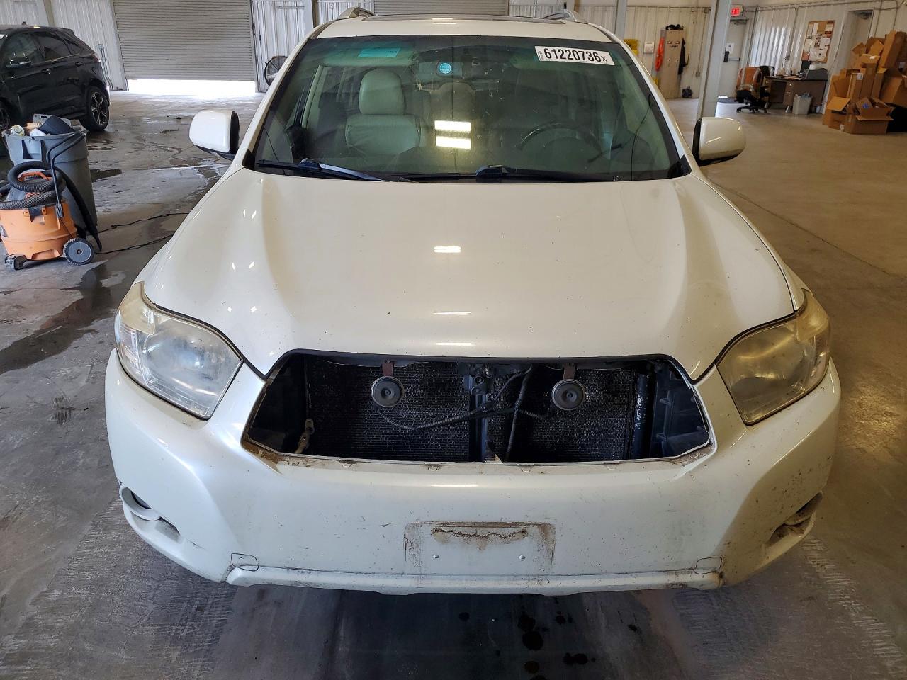 2008 Toyota Highlander Limited White vin: JTEES42A482075065