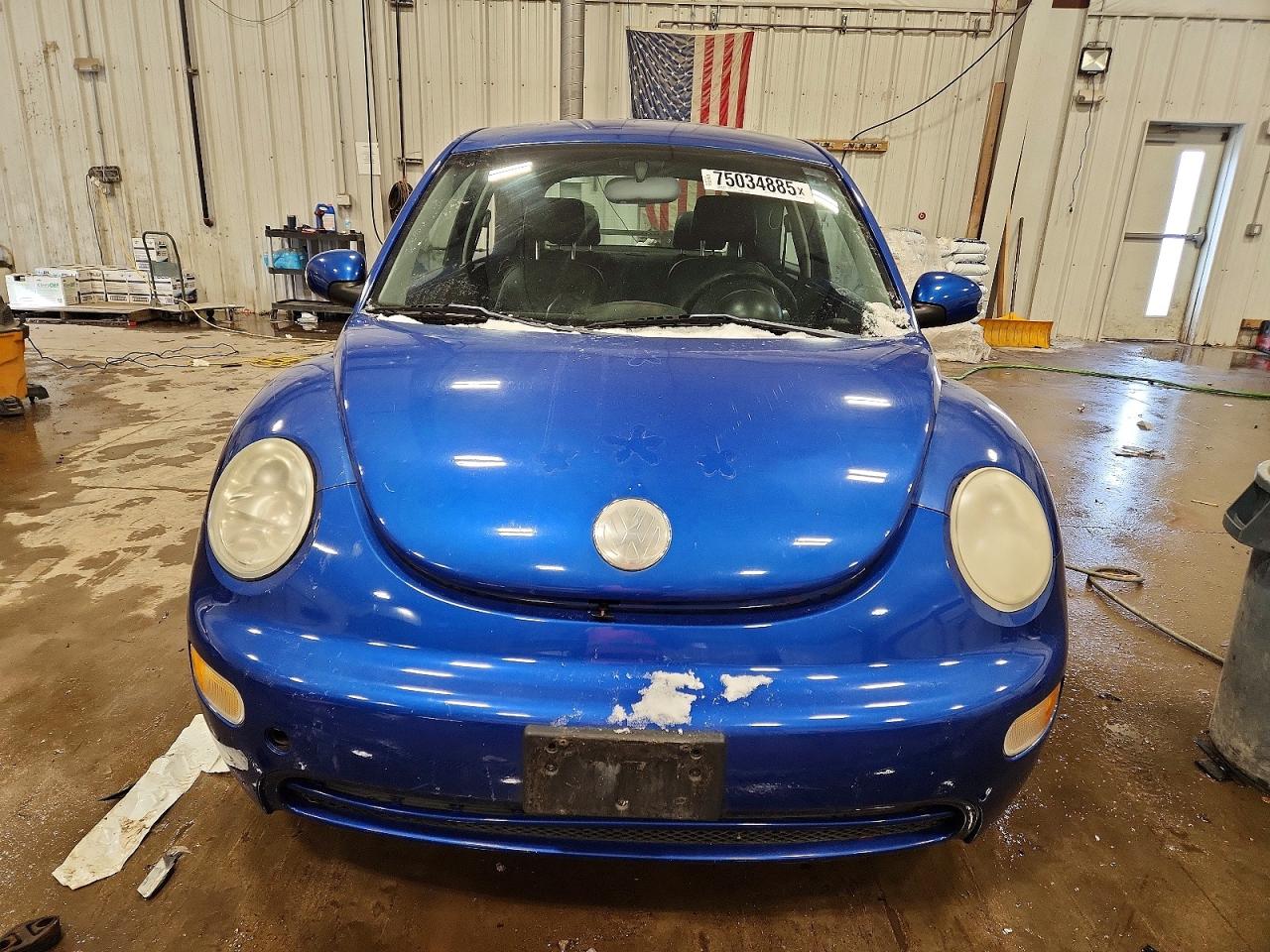 2004 Volkswagen New Beetle Gl Blue vin: 3VWBK21C04M402138