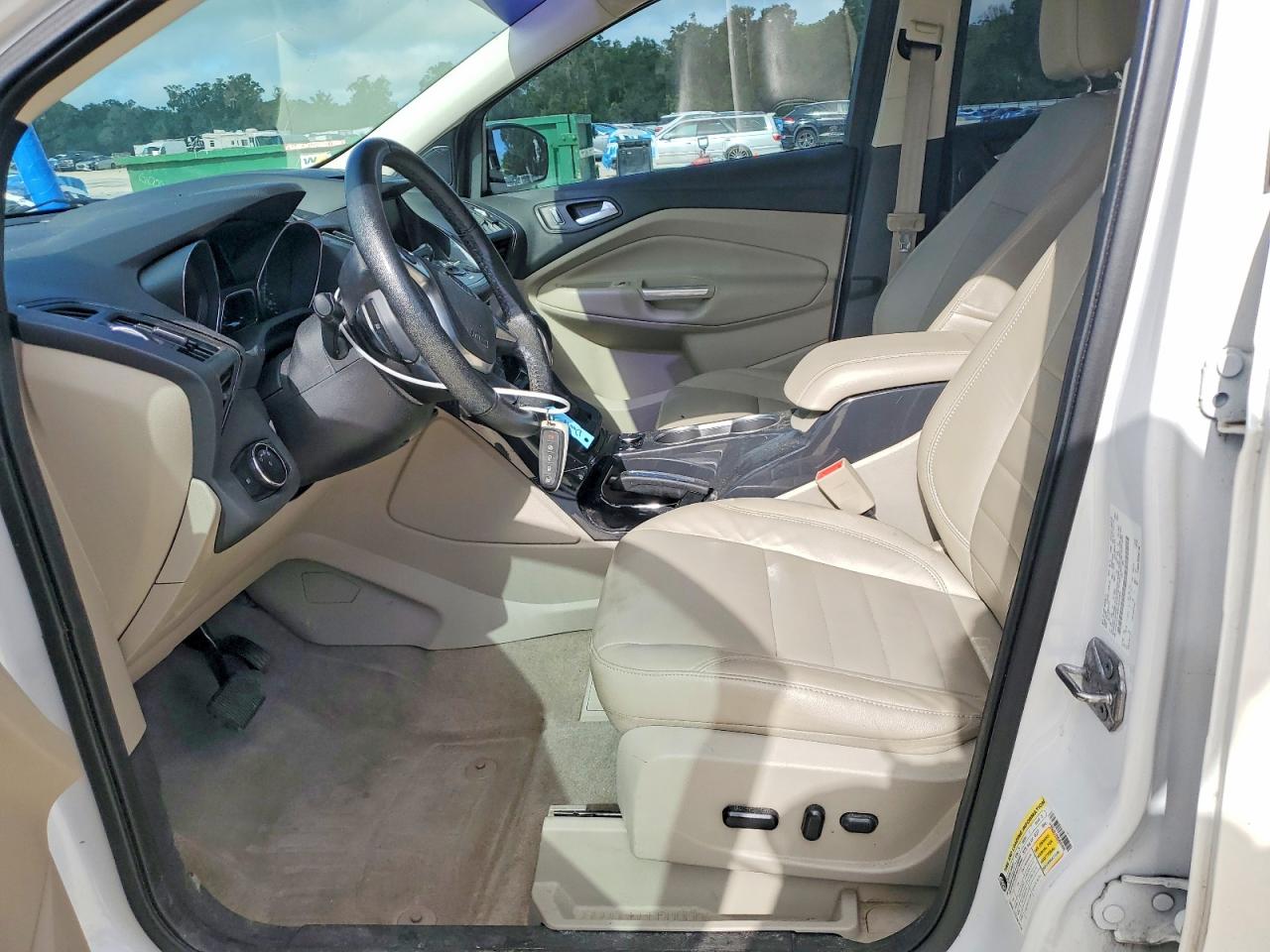 2014 Ford Escape Titanium Белый vin: 1FMCU9J90EUE32909