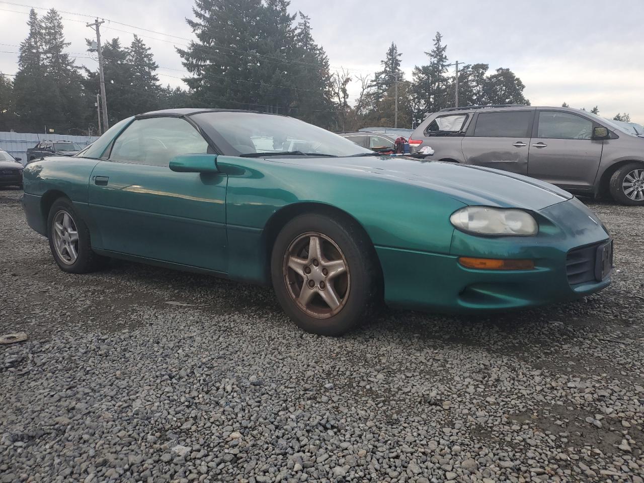 1998 Chevrolet Camaro Green vin: 2G1FP22KXW2130433
