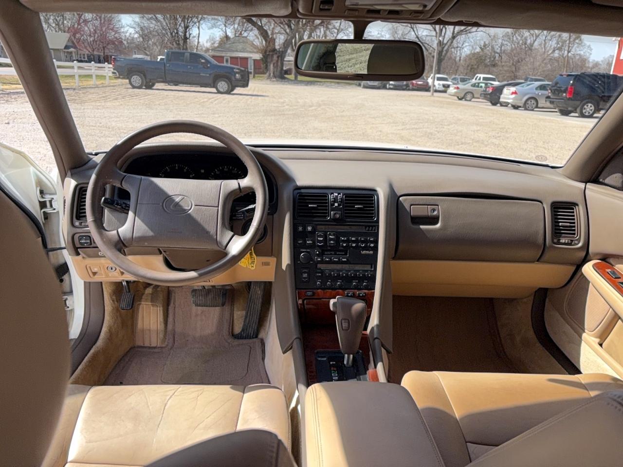 1992 Lexus Ls 400 Base Белый vin: JT8UF11E8N0141128