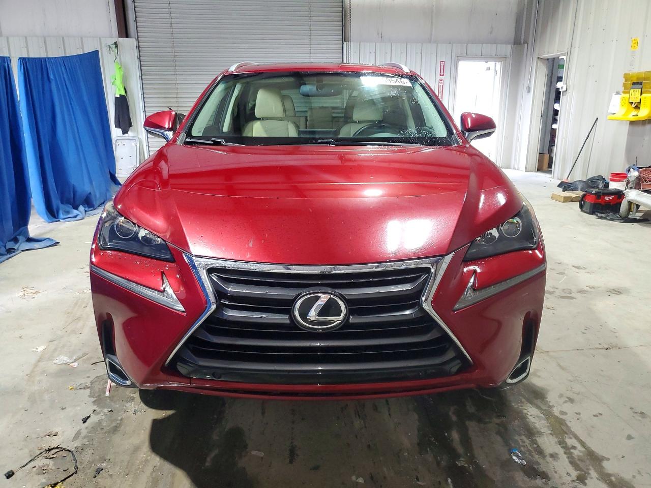2015 Lexus Nx 200t Maroon vin: JTJBARBZ1F2035971