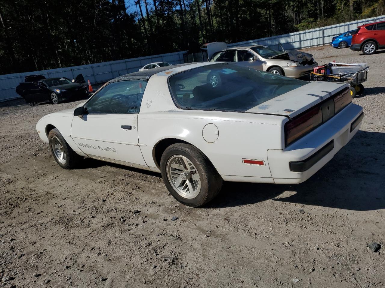 1989 Pontiac Firebird Formula White vin: 1G2FS2188KL244389