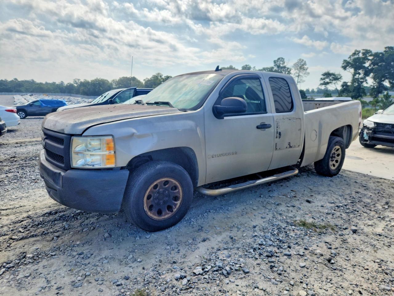 2008 Chevrolet Silverado C1500 Beige vin: 1GCEC19X68Z164976