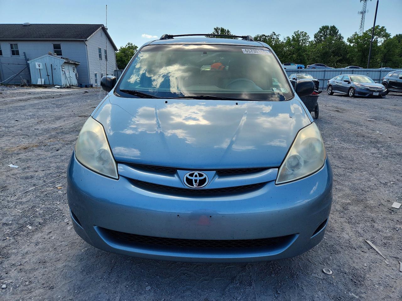2009 Toyota Sienna Le 7-passenger Blue vin: 5TDZK23C69S245883